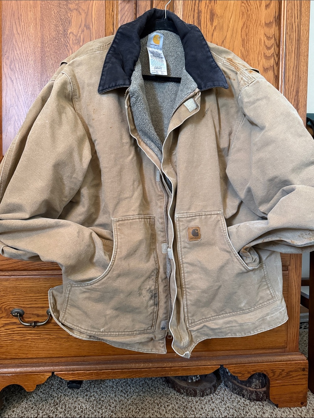 Carhartt sandstone Sherpa lined jacket